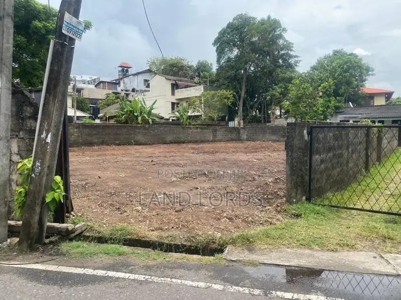 24P Land facing Robert Road Dehiwala For Sale
