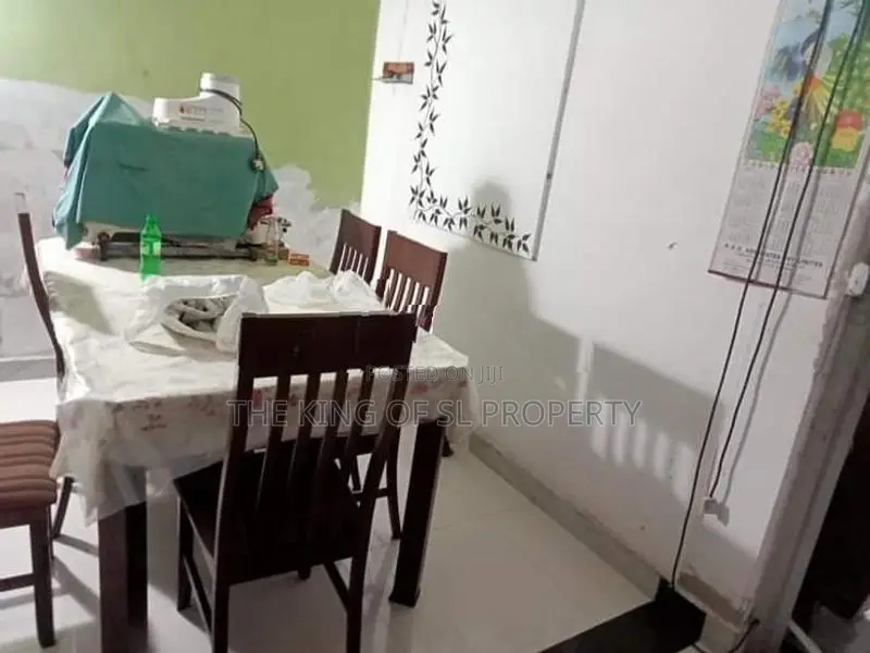 House for Sale in Rathmalana