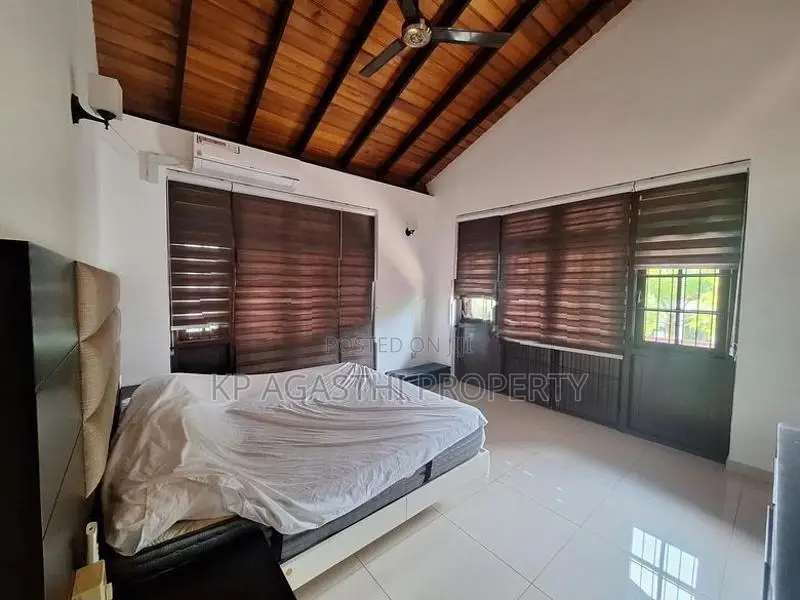 Luxury House for Sale in Kottawa
