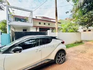 Two Kottawa House in Madiwela for Sale