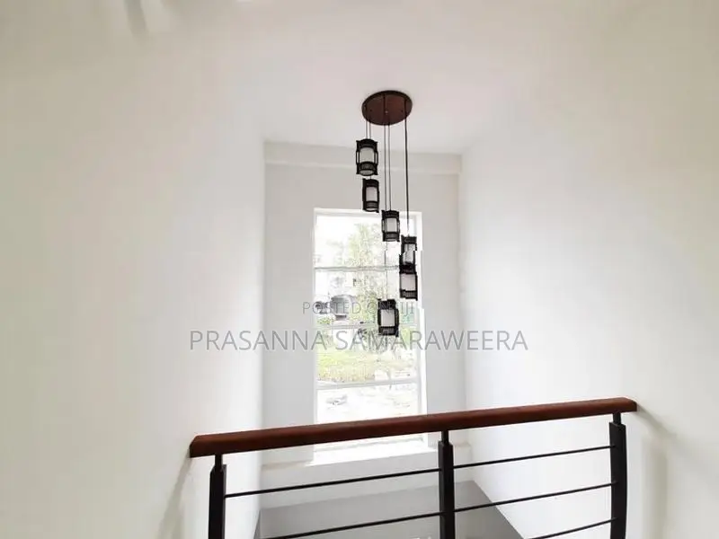 අති සුඛෝපභෝගී අලංකාර නවීනතම සුවිසල් දෙමහල් නිවස විකිණීමට පිළියන්දල