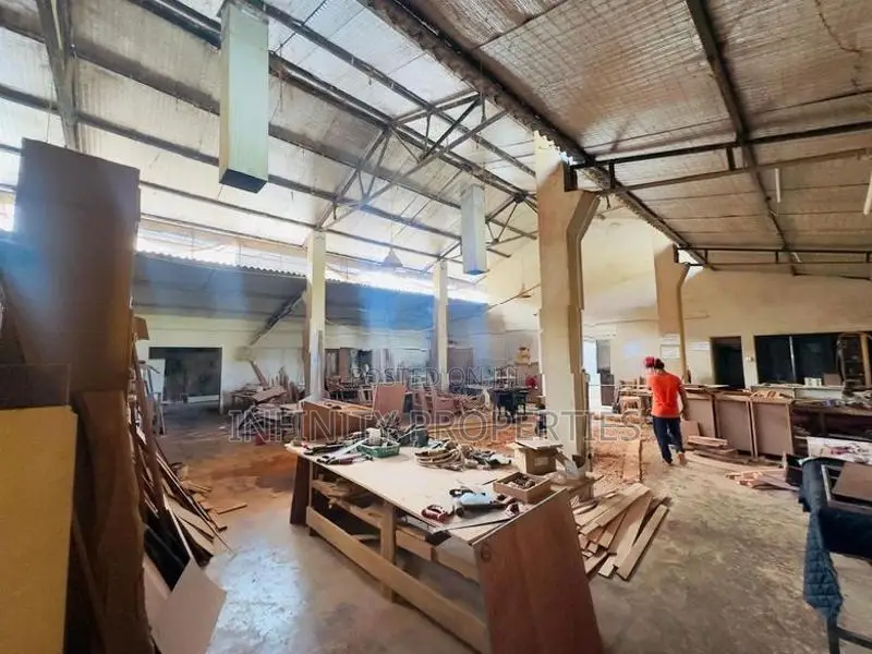 (ARN348) 53 P With Factory / Stores Wherehouse Land SALE