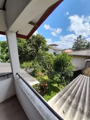 House for sale in Kadawatha