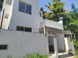 Kadawatha : 4BR (6P) New House for Sale