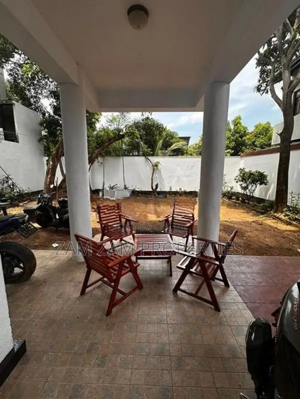Two Storey House for Sale in Dehiwala