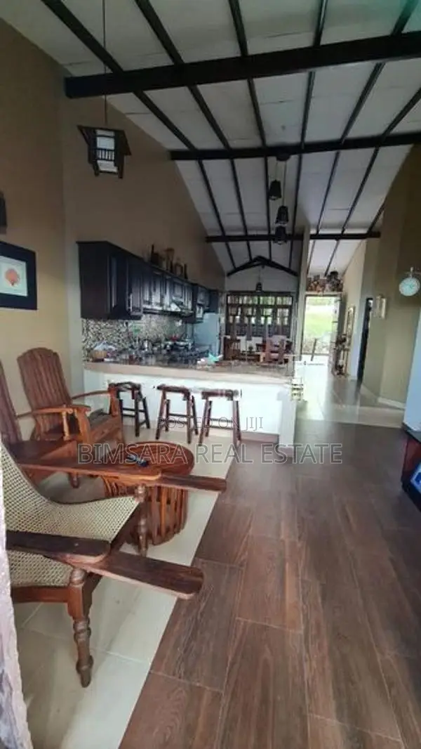 8BR Luxury Villa Sale, Nuwara Eliya Rd, Paradeka, Pussallawa (SH 15084