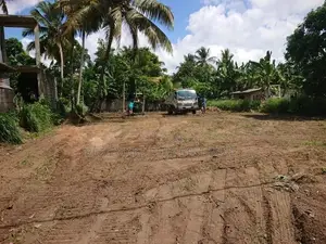 Kaduwela : 10 Perches Bare Land for sale in Waduranmulla