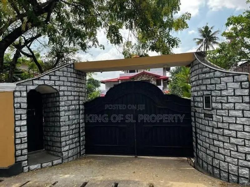 House for sale in Piliyandala