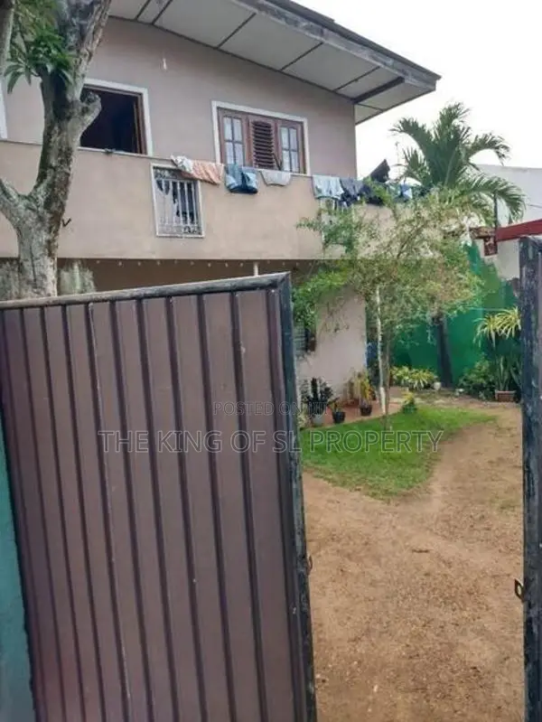 House for sale in Kohuwala ( Kalubovila)