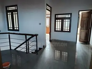 Dehiwala 5 Story Commercial Building for Sale (S130)