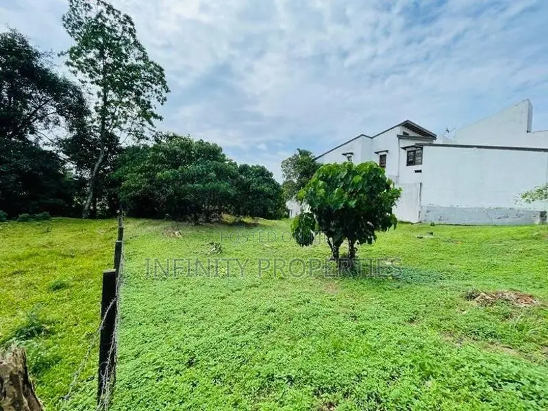 (AFA949) 16 P Land Darmapala Mw ITN Wekaramasinghe pura Battramulla