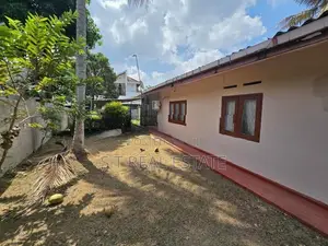 20P Residential Land with Single Storey House for Sale in Ethul Kotte