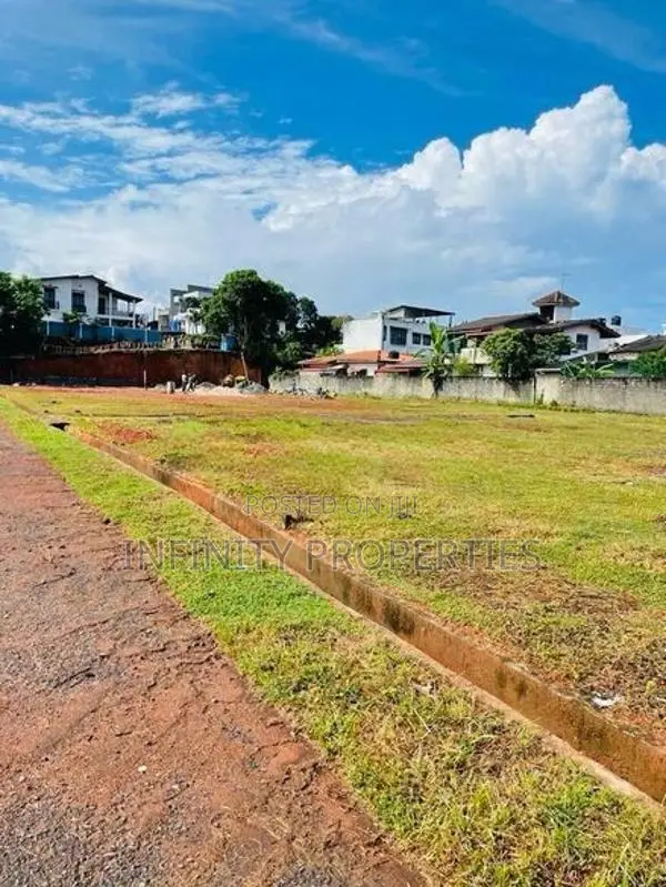 (AF992) 20 P Land Sale At Pelawatha Battramulla