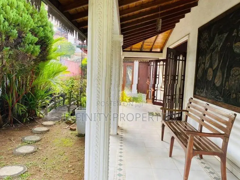 ( AFA997) 50p and Property Sale At Gonawela Kiribathgoda