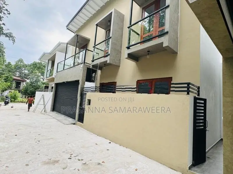 Brand New solid super luxury 2 Story House-piliyandala city