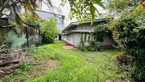 (AFA71) 17.5 P Land with Old House Sale at 50 Meters to Nugegoda