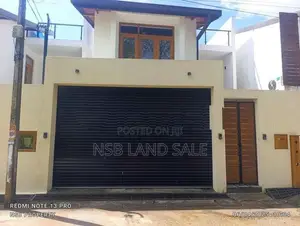 Super Luxury House for Sale in Thalawathugoda City Limit