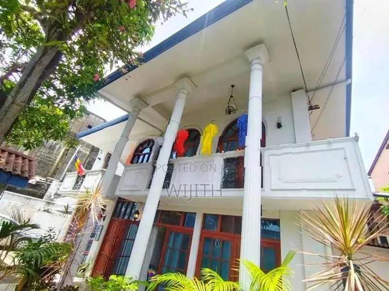 Two Storey House for Sale in Dehiwala Town