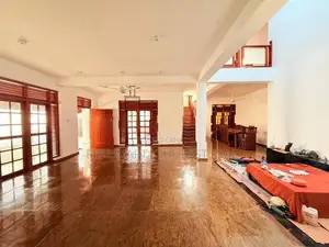 Colombo 7 : 7BR (78P) Luxury House for Sale facing Rosmid place.