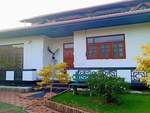 බස් පාරට මුහුනත පර්චස් 17.5 ක අගනා දෙමහල් නිවස විකිනීමට - වල්පොල