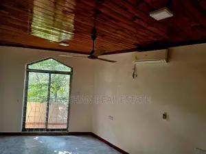 CH814 Luxury House for Sale Park Road Colombo 05