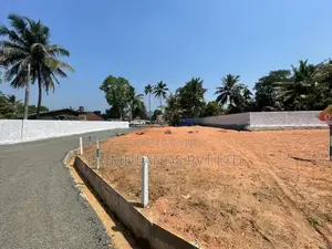 Main Road Facing Lands for Sale Kurunegala Dambulla