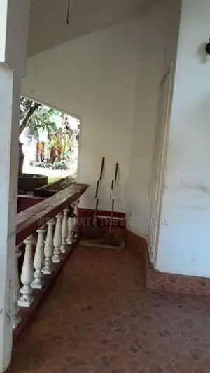 Kurunegala : 30 Perches Residential Land for Sale in Mallawapitiya