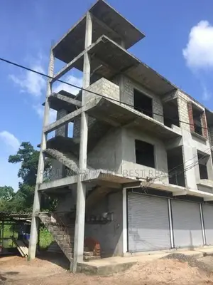 Ganemulla : 6,900sf Brand New Building for Sale