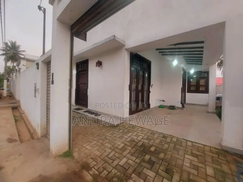 House for Sale Athurugiriya, Galwarusawa Road. (ID:GLW002)