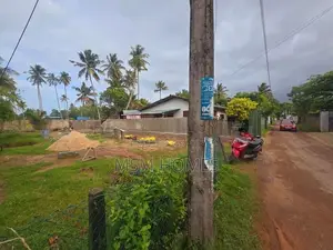 ප්‍රධාන බස් පාරට 50m දුරින් ඇති වටිනා ඉඩමක් විකිණිමට මීගමුව