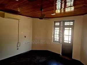 CH814 Luxury House for Sale Park Road Colombo 05