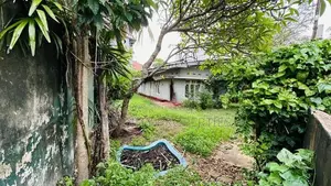 (AFA99) 17.5 P Land With Old House Sale At Nugegoda
