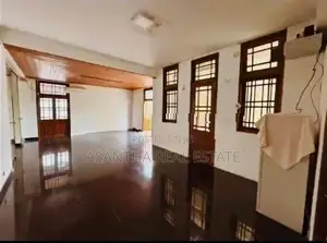(NNI-125) Luxury House for Sale: Borelasgamuwa