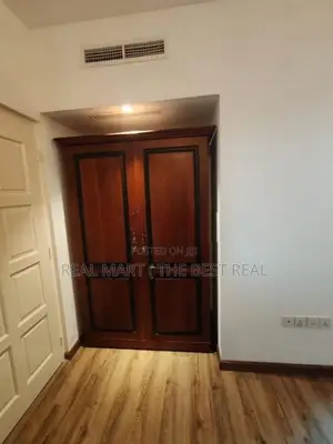 Colombo 6 : 3BR (1500sf) Luxury Apartment for Sale