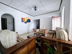 20P Residential Land with House for Sale in Pannipitiya