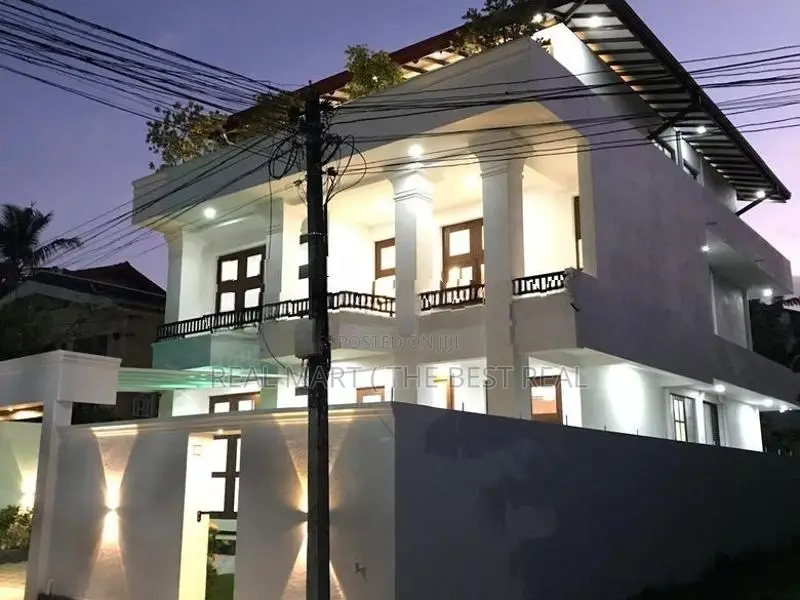 Ja Ela : Brand New 5BR (10.6P) Luxury House for Sale at kandana