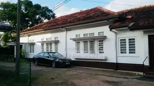 (AFA17) Land with House for Sale at Veluwana Road Colombo