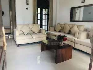 Panadura : 4BR (20P) Luxury House for Sale in Gorakana