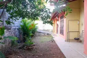 Well Maintained House at LAND VALUE -Walking Distance to Malabe Town