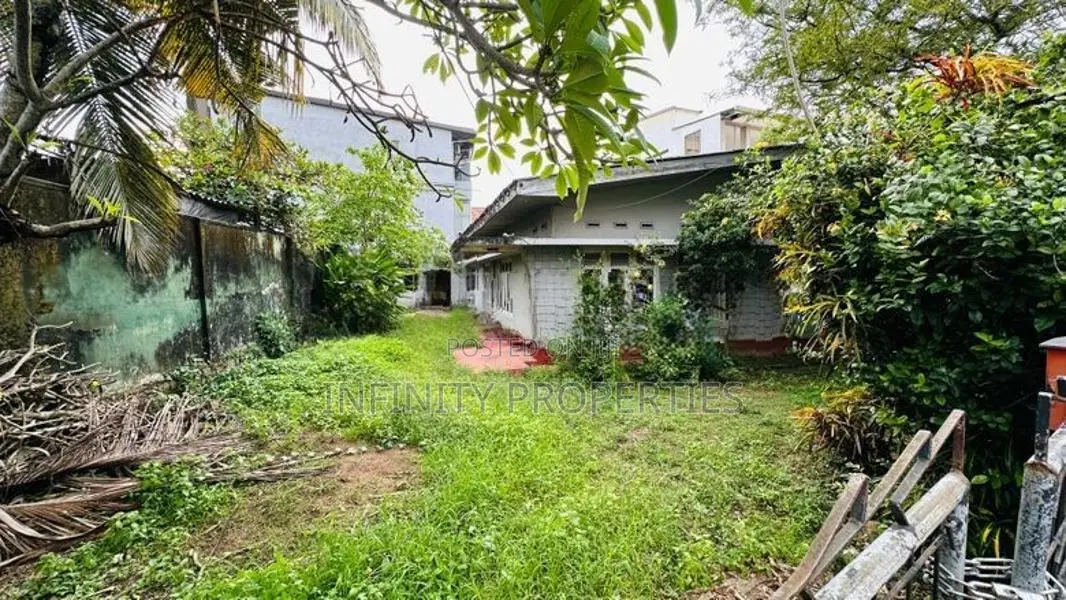 (AFA71) 17.5 P Land with Old House Sale at 50 Meters to Nugegoda
