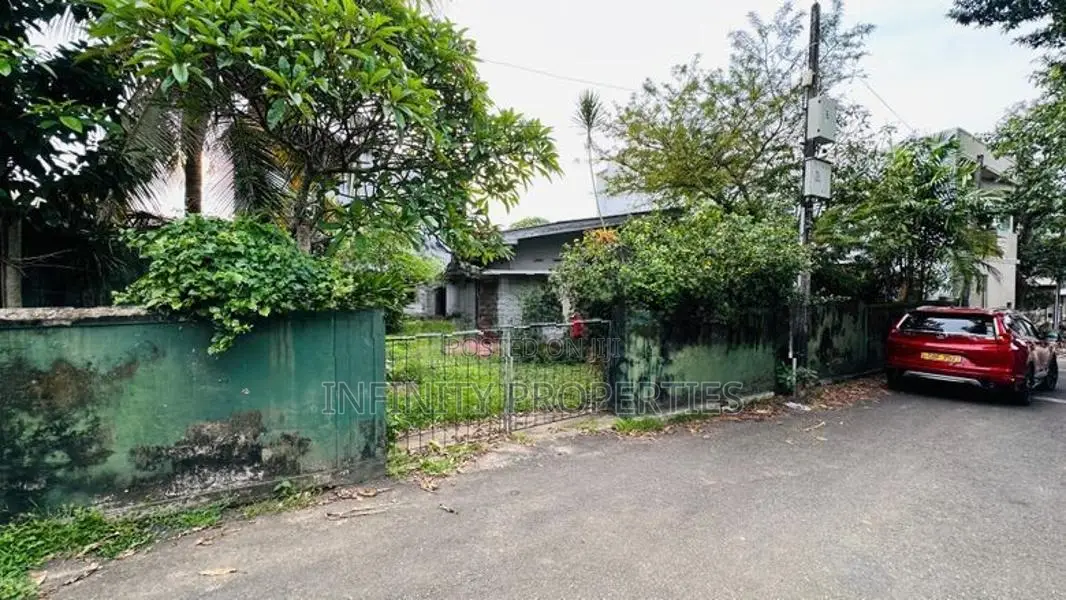 (AFA99) 17.5 P Land With Old House Sale At Nugegoda