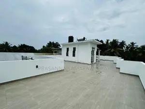 Solid Brand New Modern super luxury 2 Story House-piliyandala