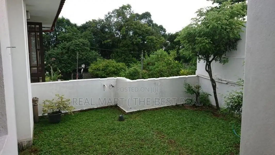 Nugegoda Town : 9 A/C BR (35 Perch) High Luxury House for Sale