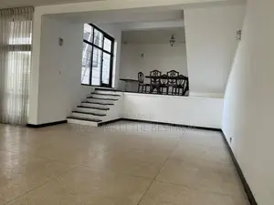 Moratuwa : 4BR (30P) House for Sale at Rawathawatta