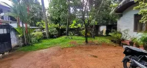 Nugegoda : 25 perches Land for Sale with Two Houses
