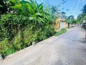 7.5P Two Lots /15P Entire Land at Pagoda Rd, Close to Nugegoda & Kotte