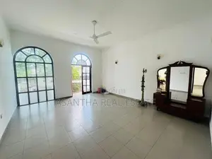 02 Story Luxury House With 15.05 P Sale At Malwatha Rd Dehiwala