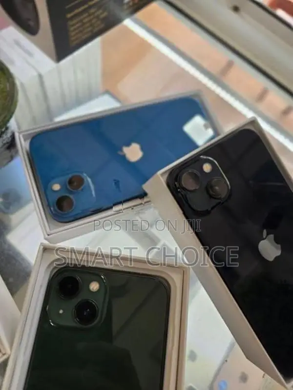 Apple iPhone 13 128GB HG (Used)