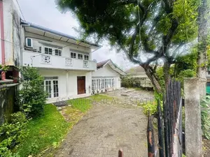 (af30) 02 Storey House with 14 P Sale in Nugegoda