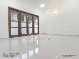 Super Luxury Brand New House For Sale in Thalawathugoda